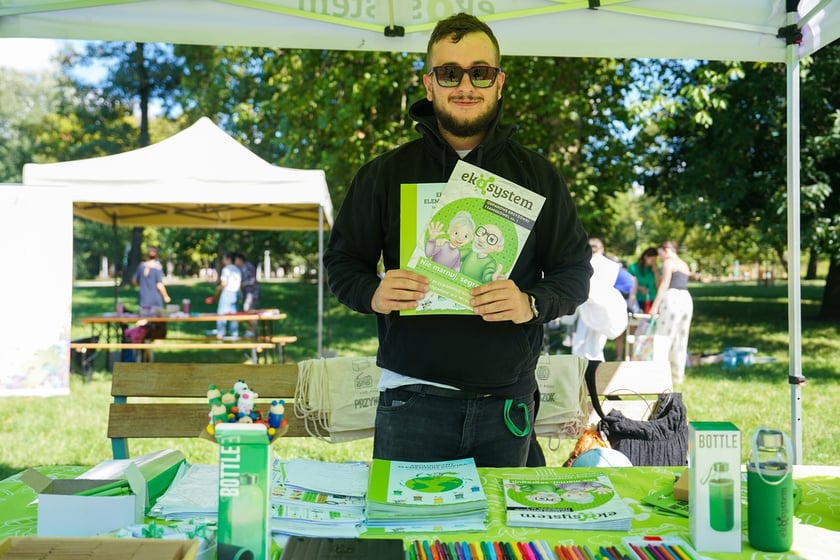 Piknik w parku parku im. Lesława Węgrzynowskiego
