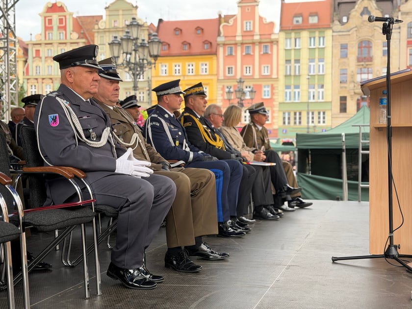 Uroczystości jubileuszowe 4. Regionalnej Bazy Logistycznej we Wrocławiu.