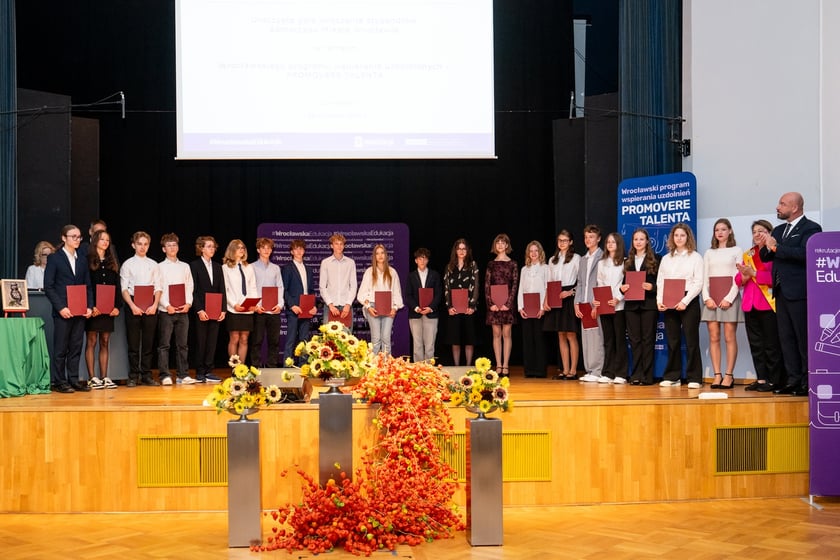 Stypendia dla uczniów w ramach „Wrocławskiego Programu Wspierania Uzdolnionych - PROMOVERE TALENTA”