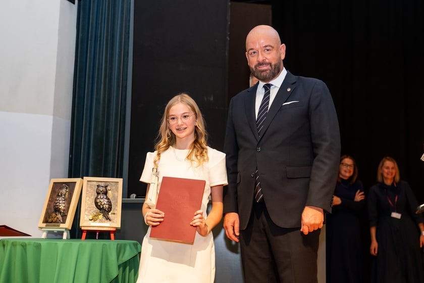 Stypendia dla uczniów w ramach „Wrocławskiego Programu Wspierania Uzdolnionych - PROMOVERE TALENTA”