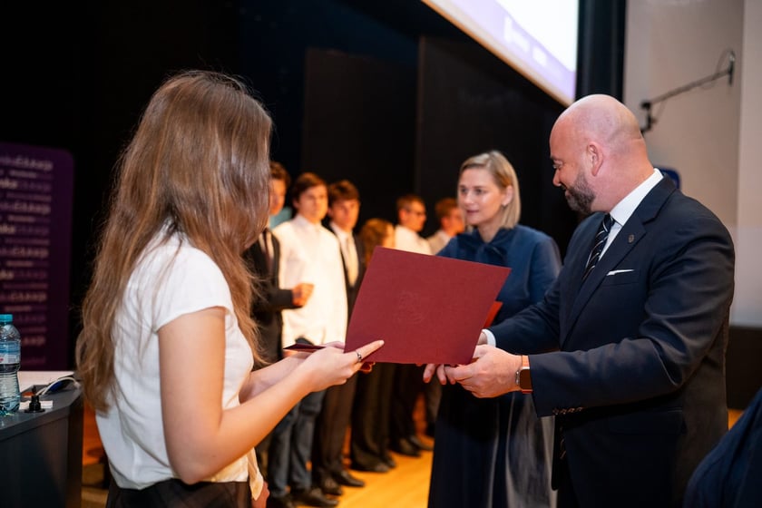 Stypendia dla uczniów w ramach „Wrocławskiego Programu Wspierania Uzdolnionych - PROMOVERE TALENTA”