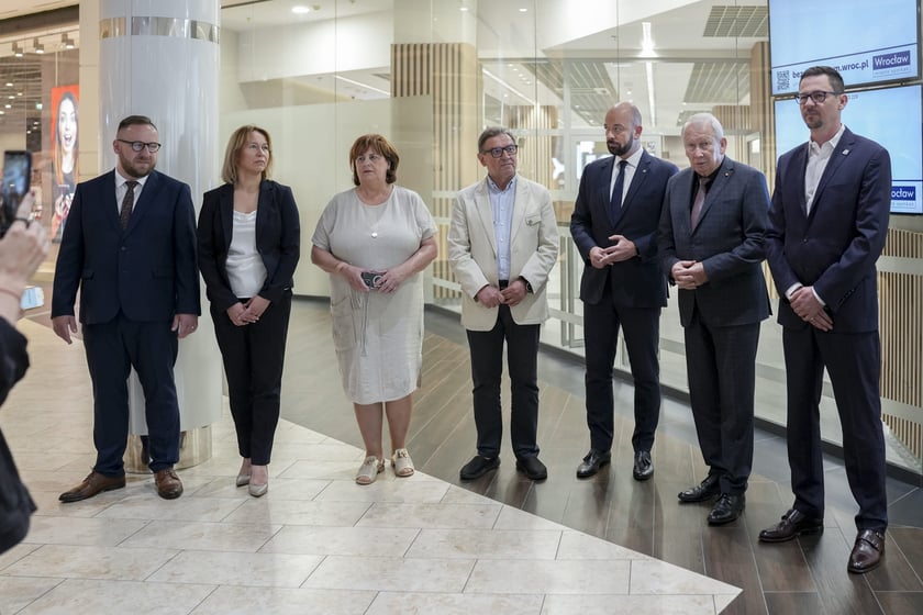 COM Magnolia Park Wrocław, co tu załatwisz