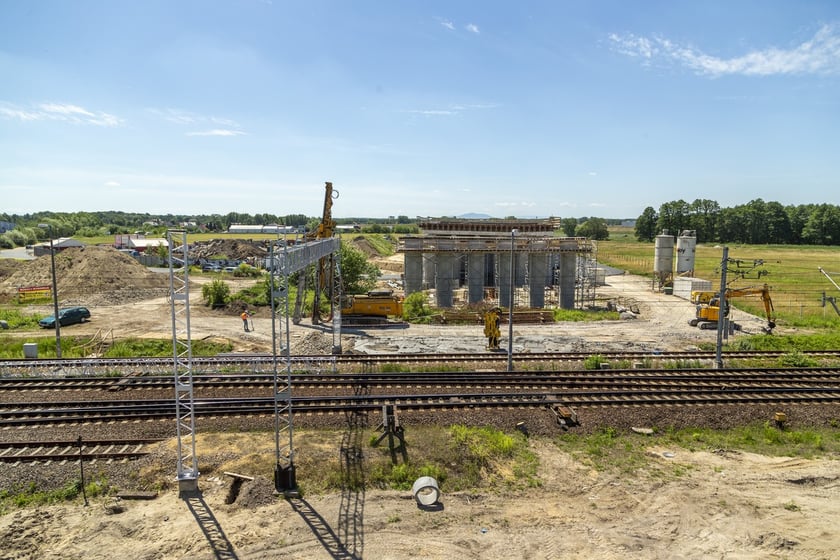 wiadukt kolejowy obwodnica Leśnicy