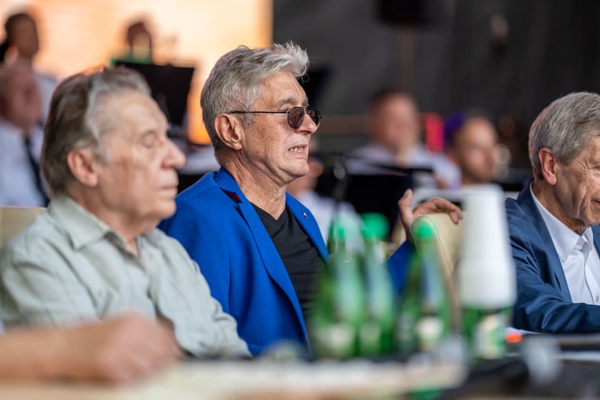 Koncert ?Hej szable w dłoń!? poświęcony Andrzejowi Waligórskiemu na Rynku we Wrocławiu, 26.06.2022 r.