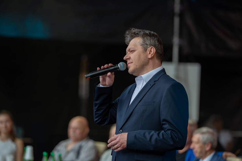 Koncert ?Hej szable w dłoń!? poświęcony Andrzejowi Waligórskiemu na Rynku we Wrocławiu, 26.06.2022 r.