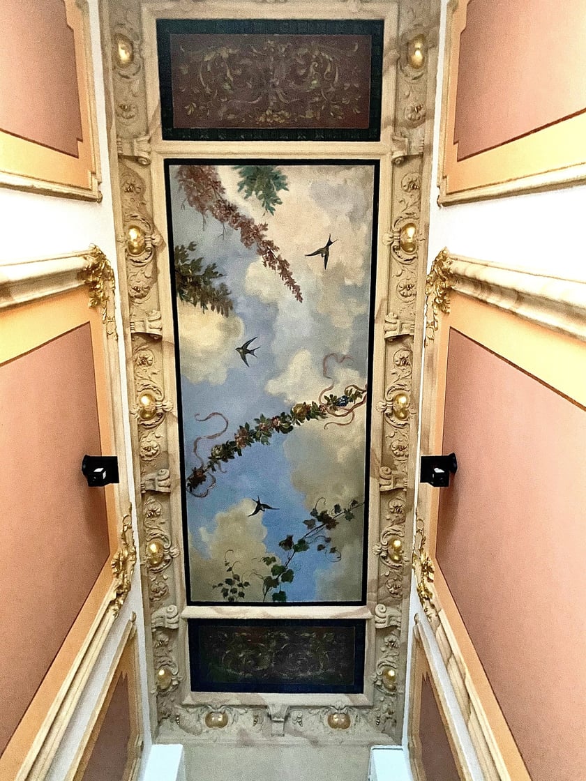 Najładniejsze kamienice, klatki schodowe i sienie Wrocławia