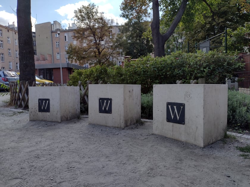 Podwórko na Nadodrzu, przy placu Świętego Macieja, po remoncie