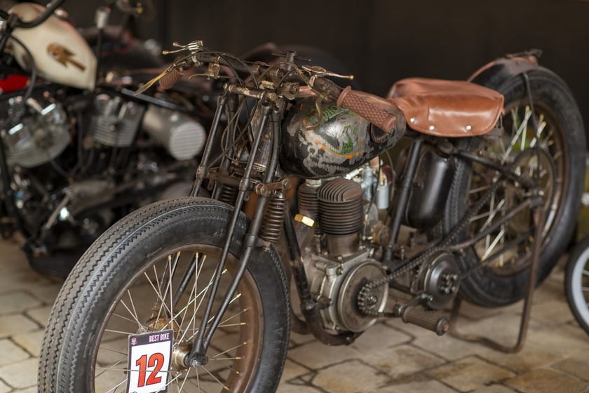 W Browarze Mieszczańskim na zwiedzających czeka kilkadziesiąt pojazdów (samochodów i bike?ów), blisko 50 wystawców z różnych branż, koncerty na żywo, plebiscyty ?best bike? i ?best car?, oraz wiele innych atrakcji