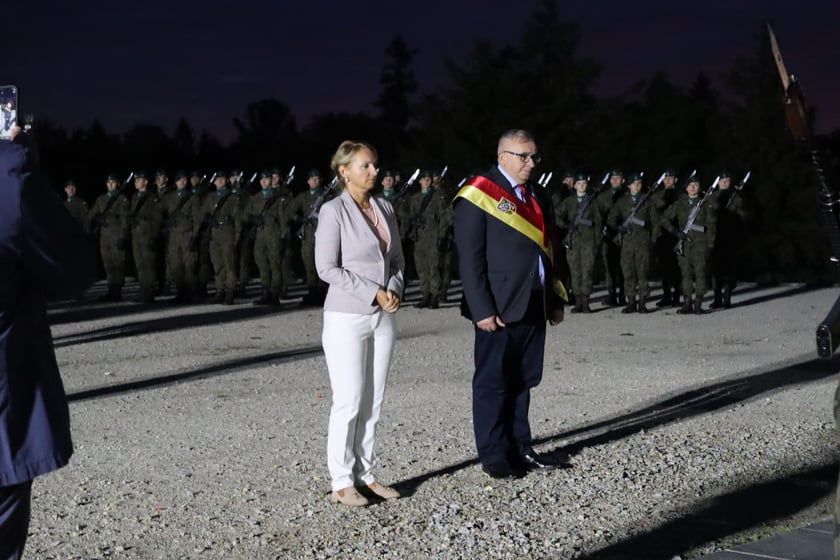 Uroczyste obchody 83. rocznicy wybuchu II wojny światowej na Cmentarzu Żołnierzy Polskich we Wrocławiu