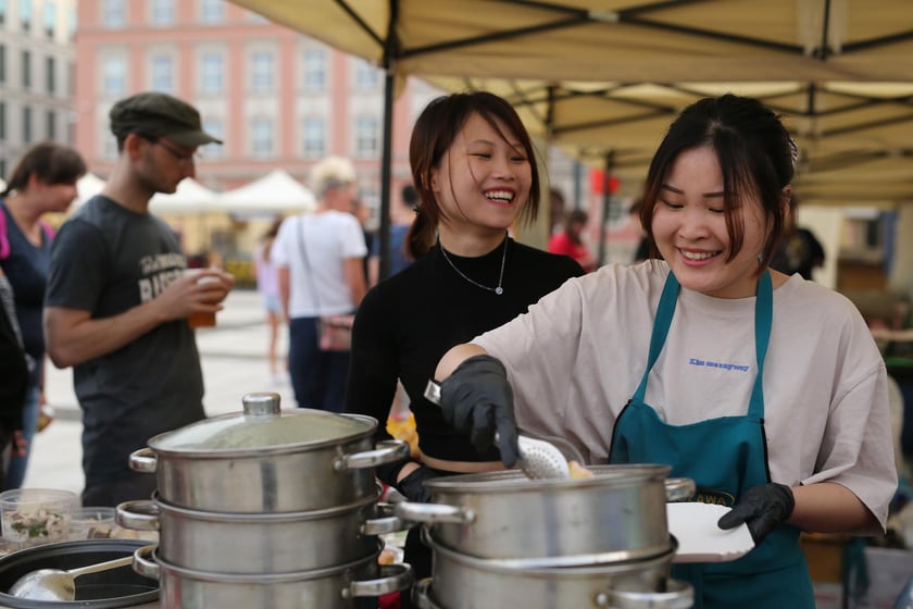 Festiwal Pierogów Świata 2022 na pl. Nowy Targ we Wrocławiu