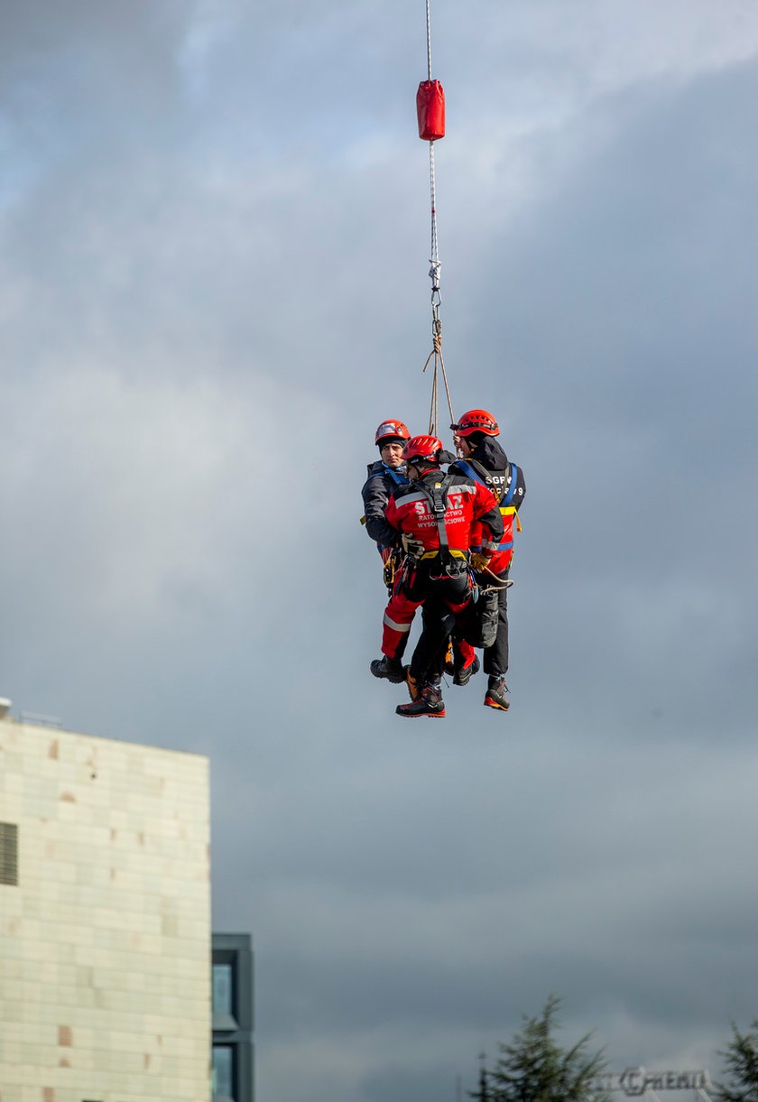 Ćwiczenia straży pożarnej we Wrocławiu ODRA 2022