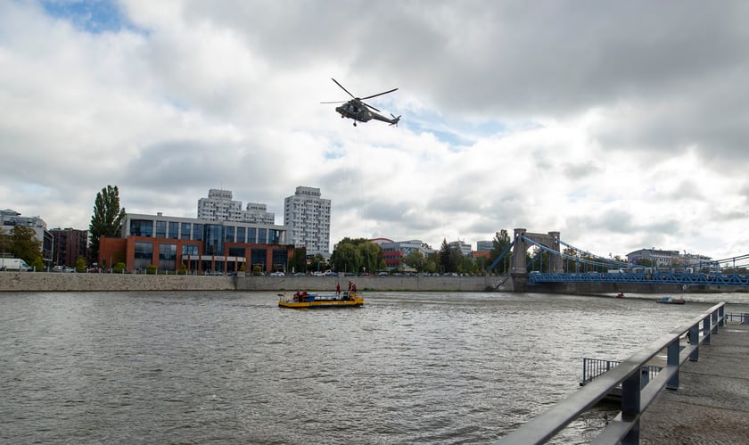 Ćwiczenia straży pożarnej we Wrocławiu ODRA 2022