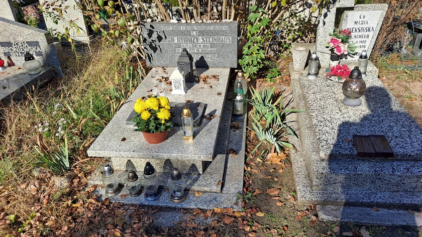 Matematyk Hugo Steinhaus, współtwórca lwowskiej szkoły matematycznej, spoczywa na cmentarzu przy ul. Smętnej