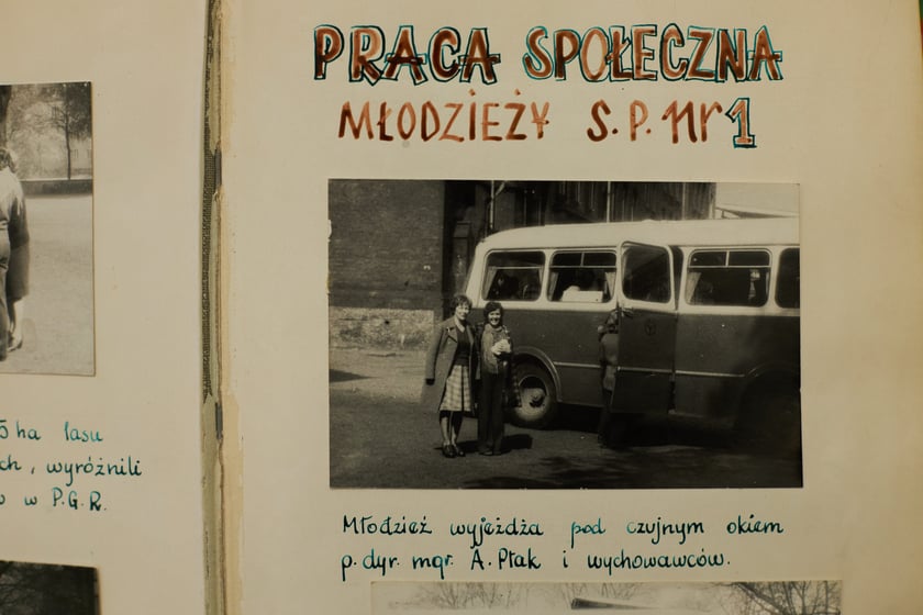 Archiwalne zdjęcia uczniów pochodzą z kronik SP nr 1 we Wrocławiu