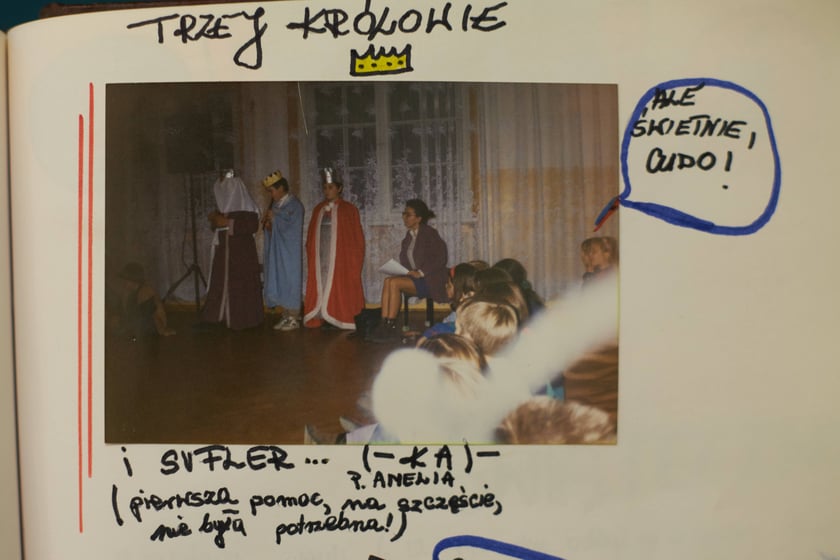 Archiwalne zdjęcia uczniów pochodzą z kronik SP nr 1 we Wrocławiu