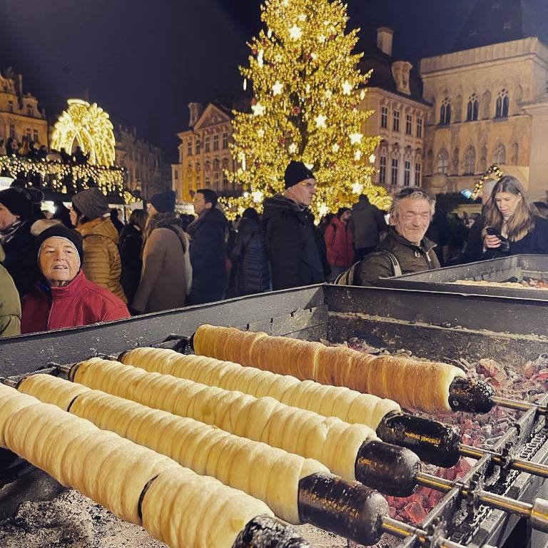 Jarmark bożonarodzeniowy w Pradze