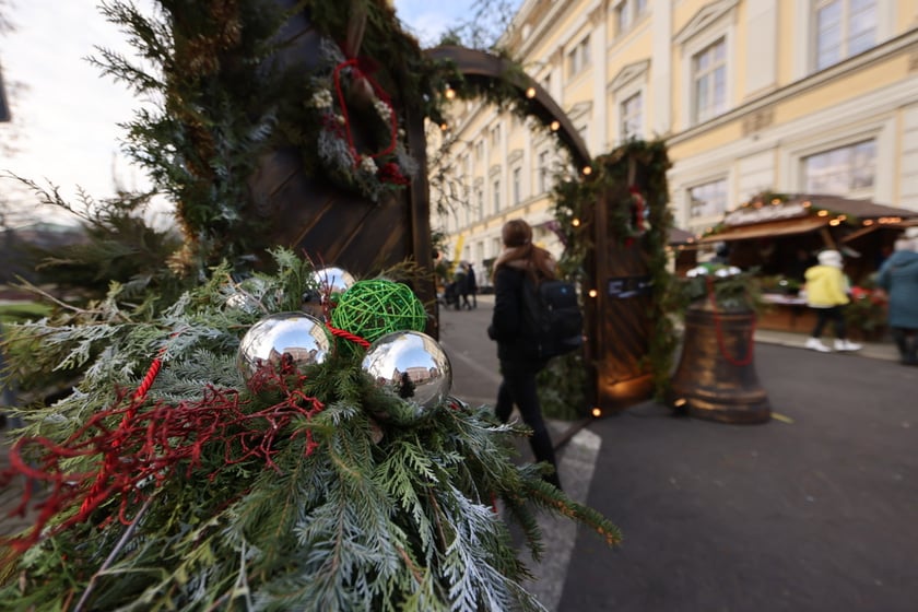 Jarmark Bożonarodzeniowy pod Operą we Wrocławiu