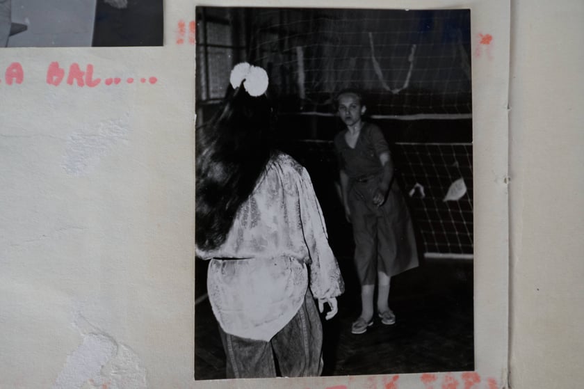 Zdjęcia z kronik szkolnych SP nr 97 we Wrocławiu