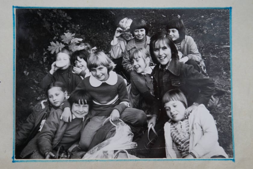 Zdjęcia z kronik szkolnych SP nr 97 we Wrocławiu