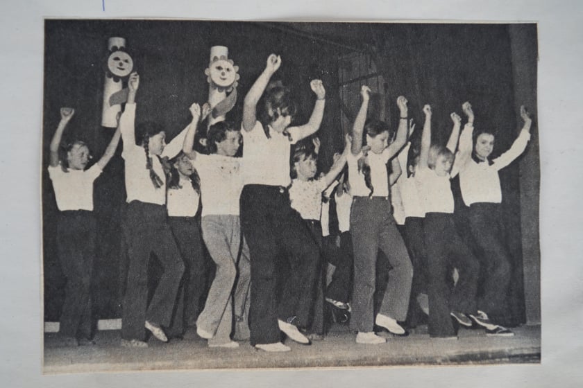 Zdjęcia z kronik szkolnych SP nr 97 we Wrocławiu