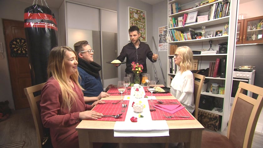 Na zdjęciu widać uczestników programu TVN "Ugotowani"