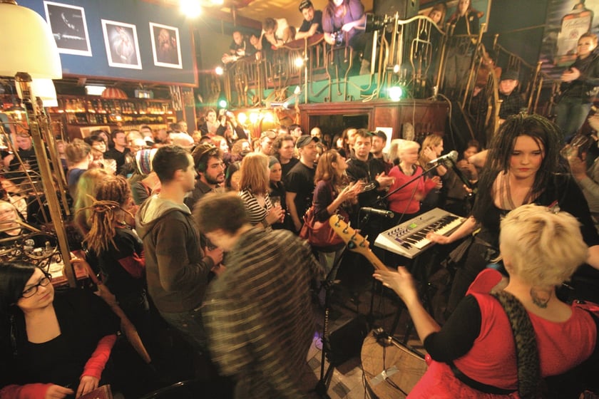 Kawiarnia Kalambur. Maskotki. Noc Kobiet 2010