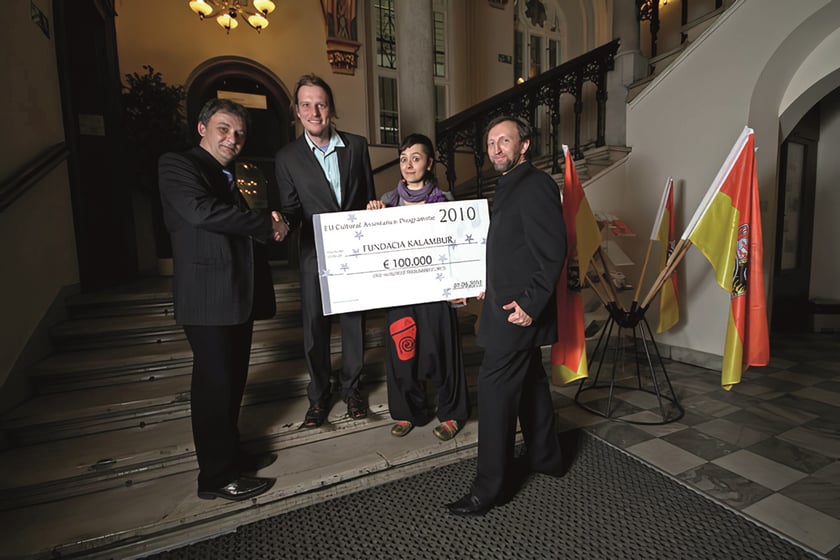 Kawiarnia Kalambur. Grant z UE