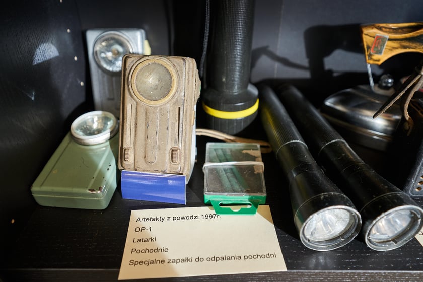 Na zdjęciach zbiory straży miejskiej