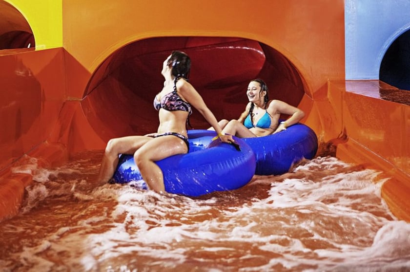 W Święto Trzech Króli otwarty będzie także Aquapark przy ul. Borowskiej. Baseny rekreacyjne będą czynne w godz. 8.00-22.00, basen sportowy: 5.30-22.00, a saunarium: 8.00-24.00. Ceny biletów: normalny na cały dzień ? 65 zł, dziecięcy na cały dzień ? 42 zł, ulgowy na cały dzień (dla uczniów do 18. roku życia i osób powyżej 60. roku życia)  ? 50 zł.