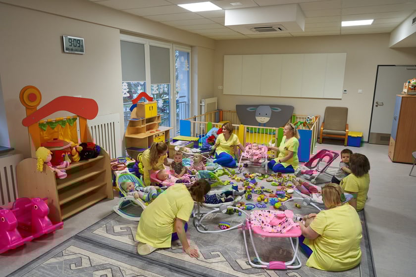 Zdjęcie z uroczystego otwarcia żłobka numer 5 po remoncie kapitalnym