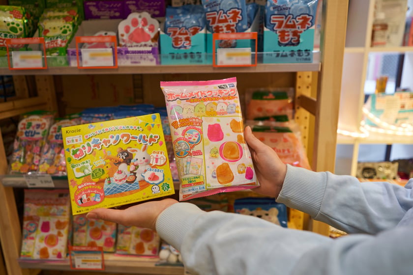 W Okashi na Malarskiej 25 znajdziemy specjały z azjatyckich sklep&oacute;w