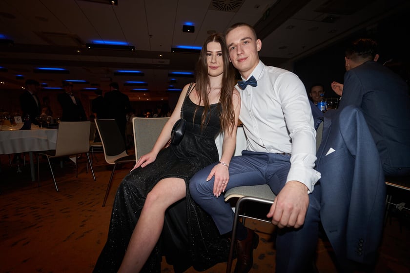 Na zdjęciu licealiści I LO na balu studniówkowym 27.01.2023