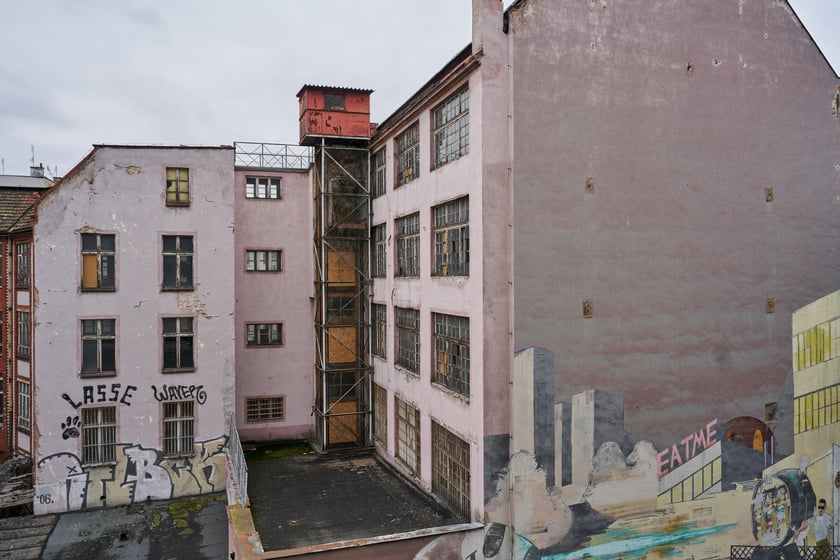 Na zdjęciu: Budynek dawnej fabryki Tytoniu przy ulicy Stawowej&nbsp;