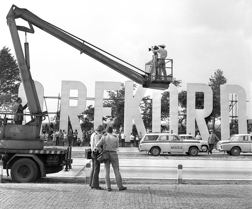 Rok 1973, Rekord Fiata - polscy kierowcy trzykrotnie biją światowy rekord prędkości