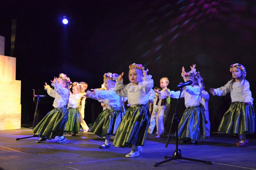 Przedszkolaki na scenie. Poprzednie edycje Festiwalu Śpiewających Przedszkolaków były - jak widać - bardzo udane!