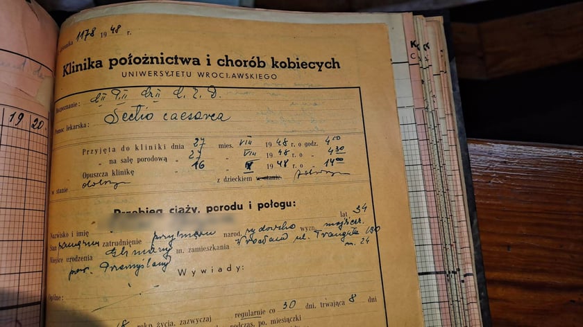 Dokument z archiwum dawnej kliniki ginekologicznej