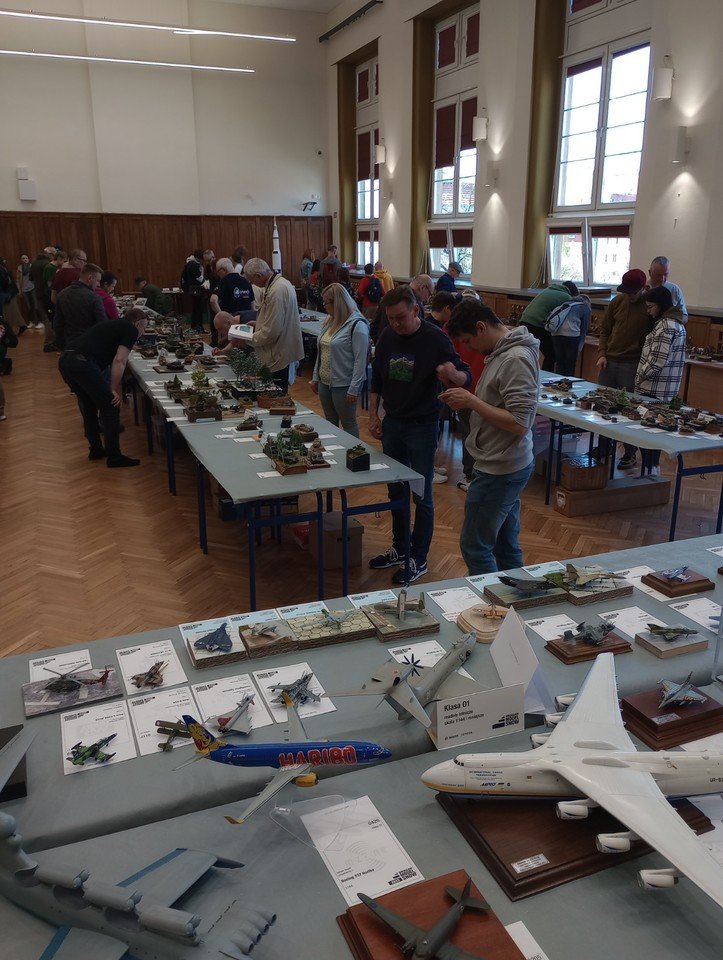 9. Wrocław Model Show w I LO we Wrocławiu