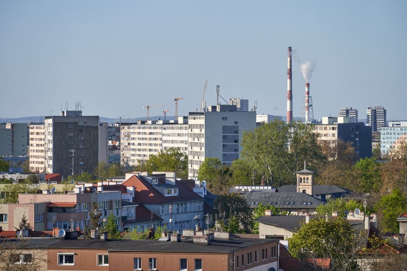 Panorama Wrocławia z perspektywy Krzyków - maj 2023