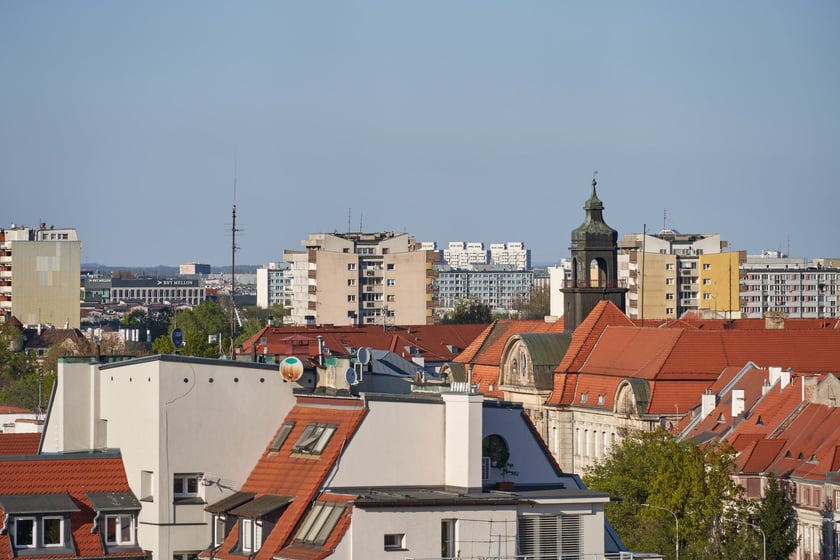 Panorama Wrocławia z perspektywy Krzyków - maj 2023