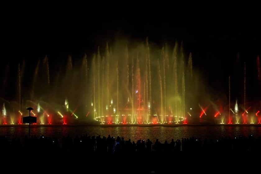 Pierwszy pokaz specjalny Fontanny Multimedialnej w sezonie 2023 - 5 maja 2023 r.