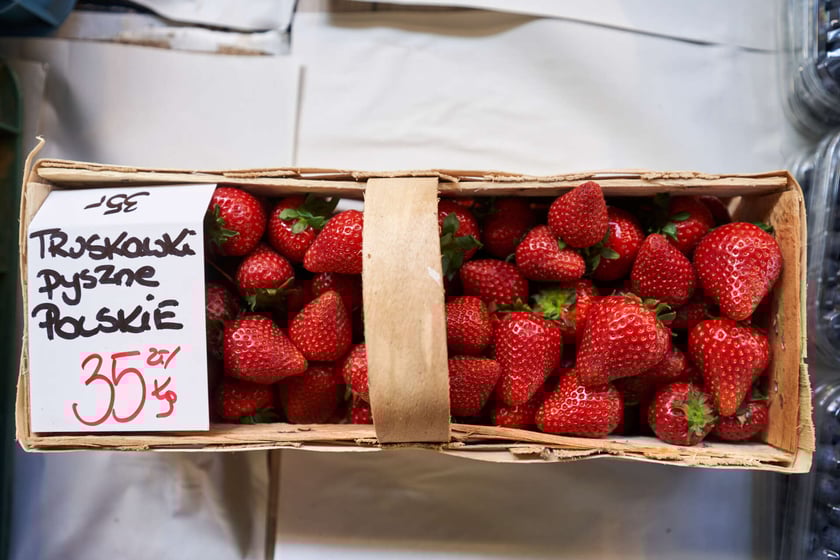 Aktualne ceny owoców i warzyw w Hali Targowej.