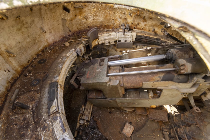 Czołg, SKOT i armaty! Nowe niezwykłe eksponaty Społecznego Muzeum Militarnego przy ul. Pełczyńskiej we Wrocławiu