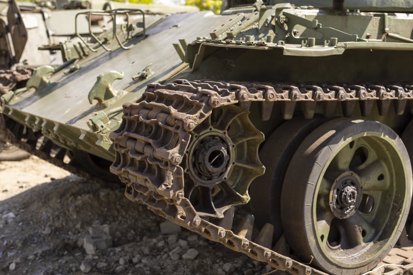 Czołg, SKOT i armaty! Nowe niezwykłe eksponaty Społecznego Muzeum Militarnego przy ul. Pełczyńskiej we Wrocławiu