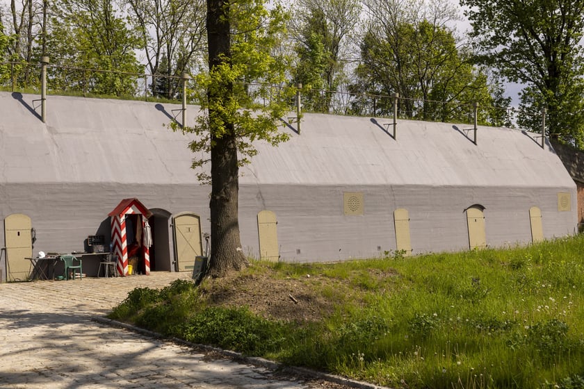 Społeczne Muzeum Militarne (Fort Piechoty nr 9) przy ul. Pełczyńskiej we Wrocławiu