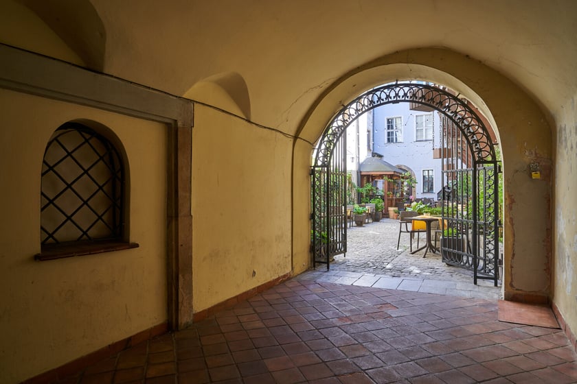 Podw&oacute;rko, ulica Kiełbaśnicza 6