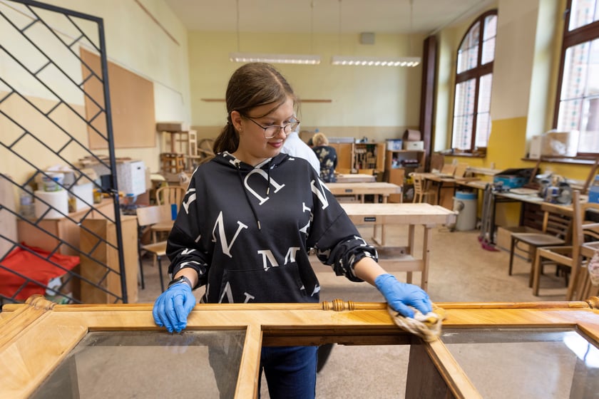 Pracownia renowacji mebli w Centrum Kreatywności Talent