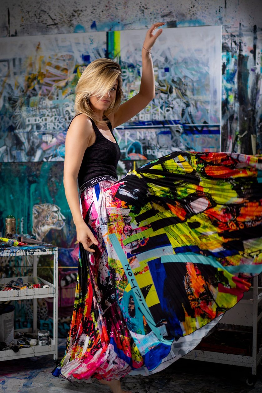 spódnica "Bang" zaprojektowana przez wrocławskiego artystę Krzysztofa Cichonia