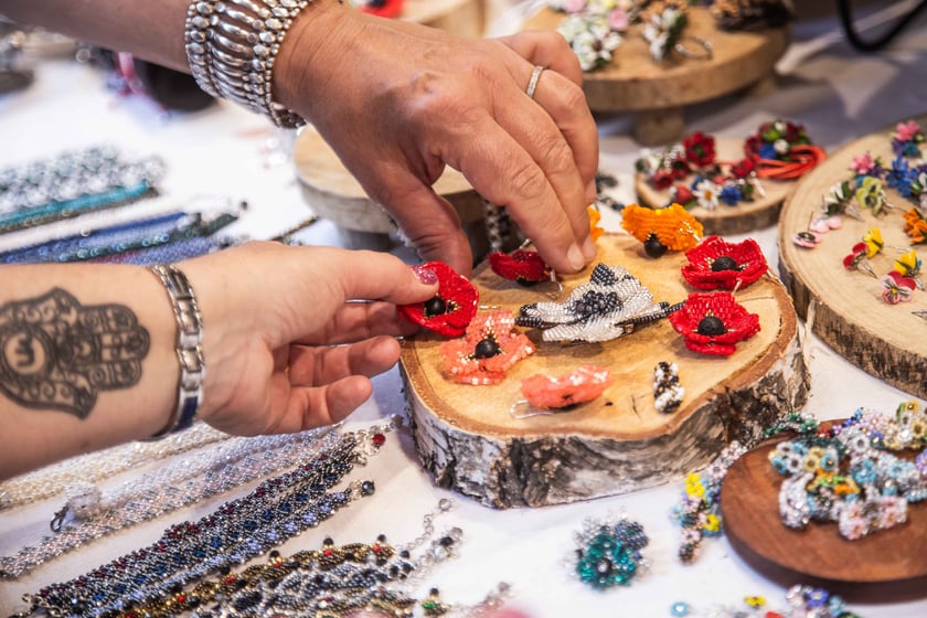 Biżuteria na Jarmarku Świętojańskim we Wrocławiu