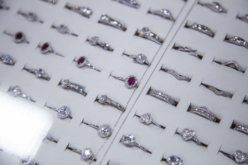 Biżuteria na Jarmarku Świętojańskim we Wrocławiu