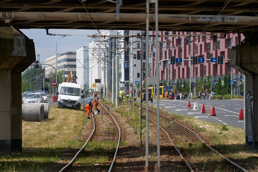 Remont torowiska wzdłuż Legnickiej